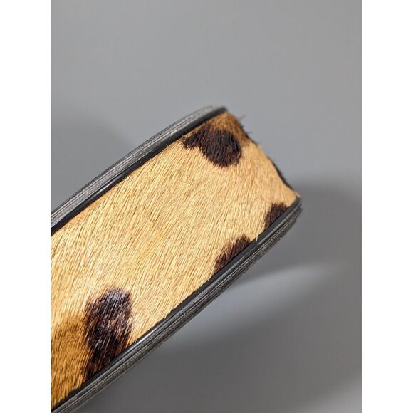 RJ Graziano Faux Fur Cheetah Animal Print Wide Bangle Bracelet 8" - Picture 3 of 11